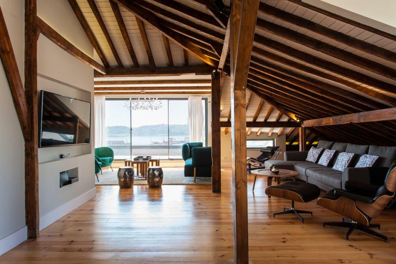 Luxlapa Duplex Apartment Lisbon Bagian luar foto