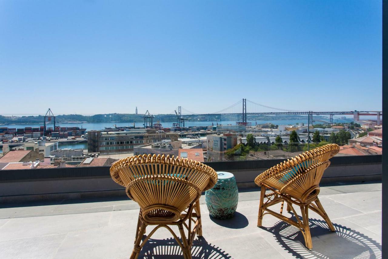 Luxlapa Duplex Apartment Lisbon Bagian luar foto